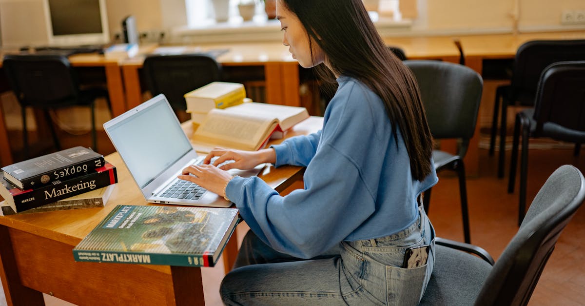 學英文 - H2 四：從多益 700 進到讀懂原文的路徑——四階段成長計