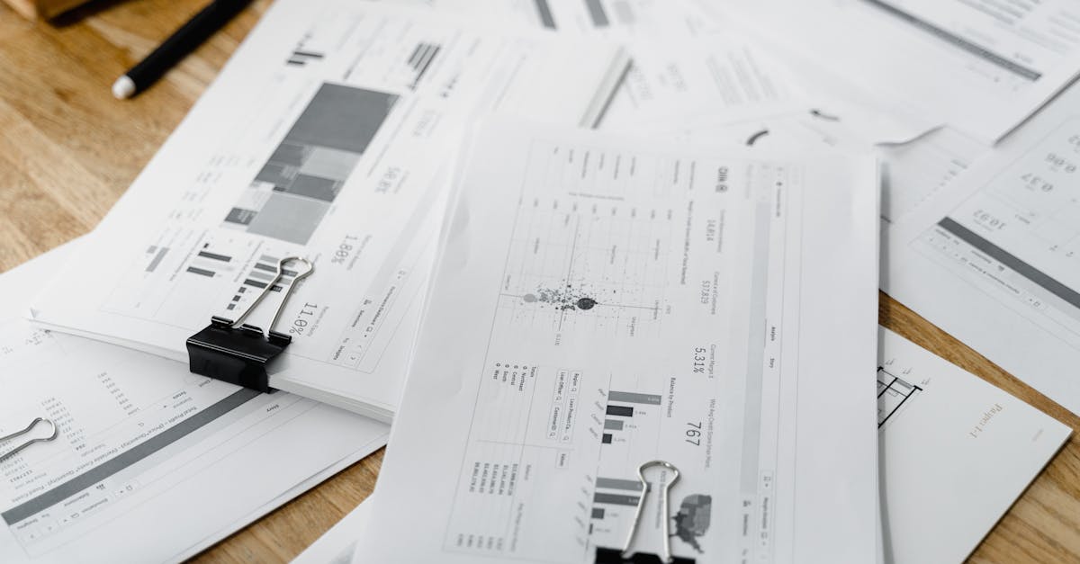 投資理財 - H2 七：常見陷阱——沒證照就收費、單靠學位沒人脈、課程選錯