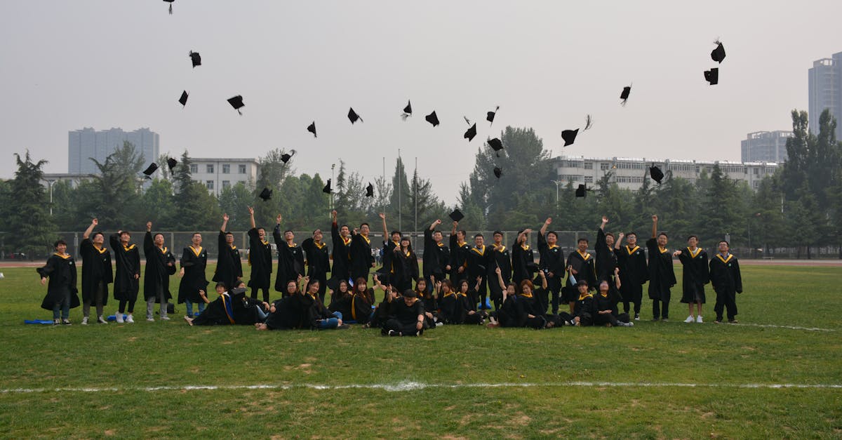 線上課程 - H2-8 3 位台灣在職工作者的真實決策案例