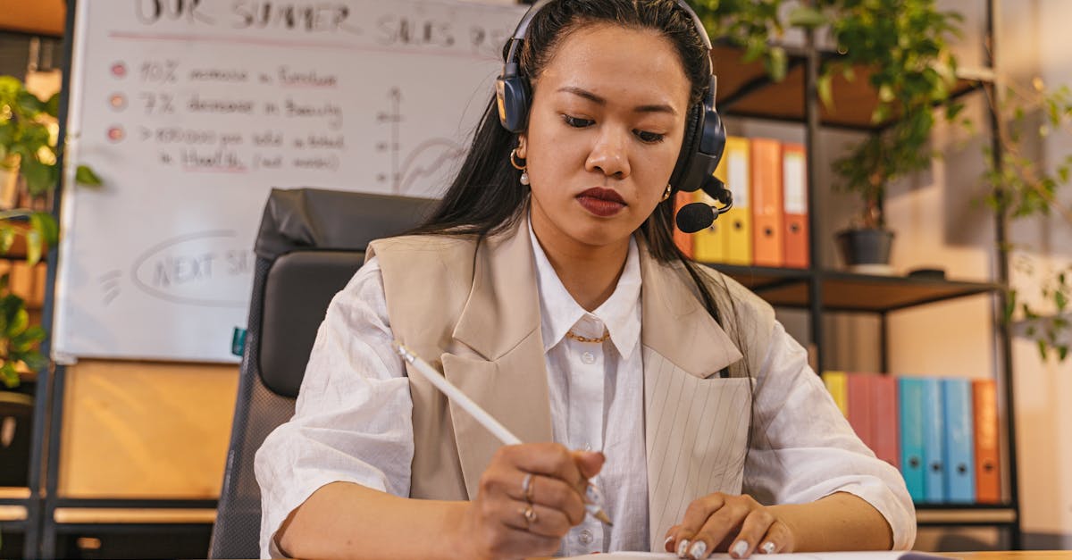 證券分析師 - 三位台灣分析師的學歷升級真實案例