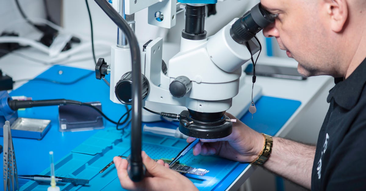 半導體 - 半導體工程師的 35 歲天花板：為什麼它真實存在，以及怎麼破