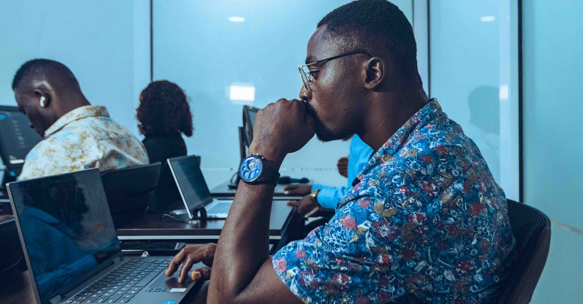 線上 CS 碩士 - UIUC MCS vs UT Austin MSCSO：兩大